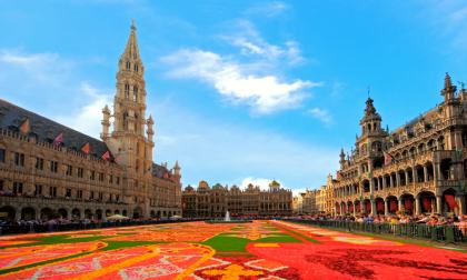 België