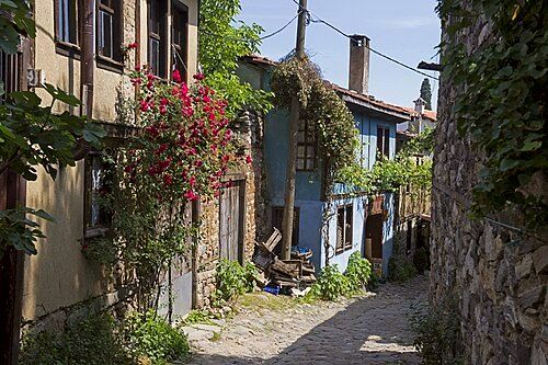 Cumalıkızık is an old town from early Ottoman era in Bursa