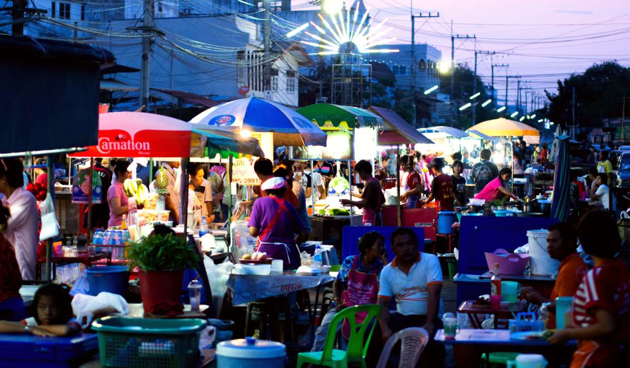 Lokaal eten en drinken - Lopburi