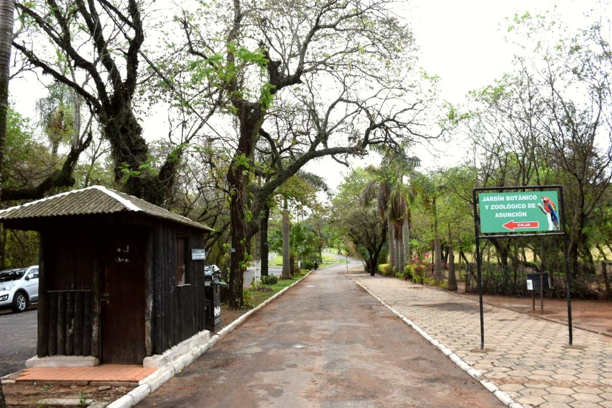 Jardín Botánico y Zoológico de Asunción