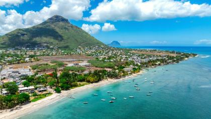Tamarin Bay