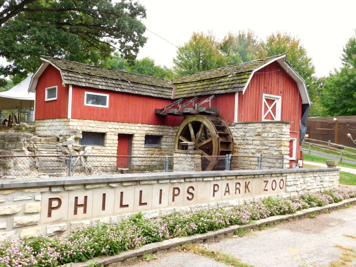 Phillips Park Zoo