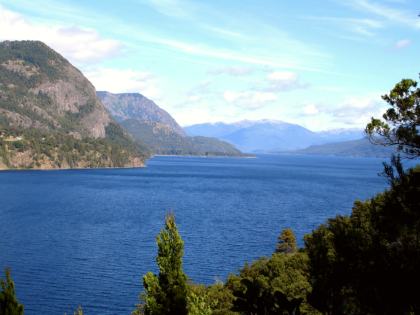 Lake Lácar