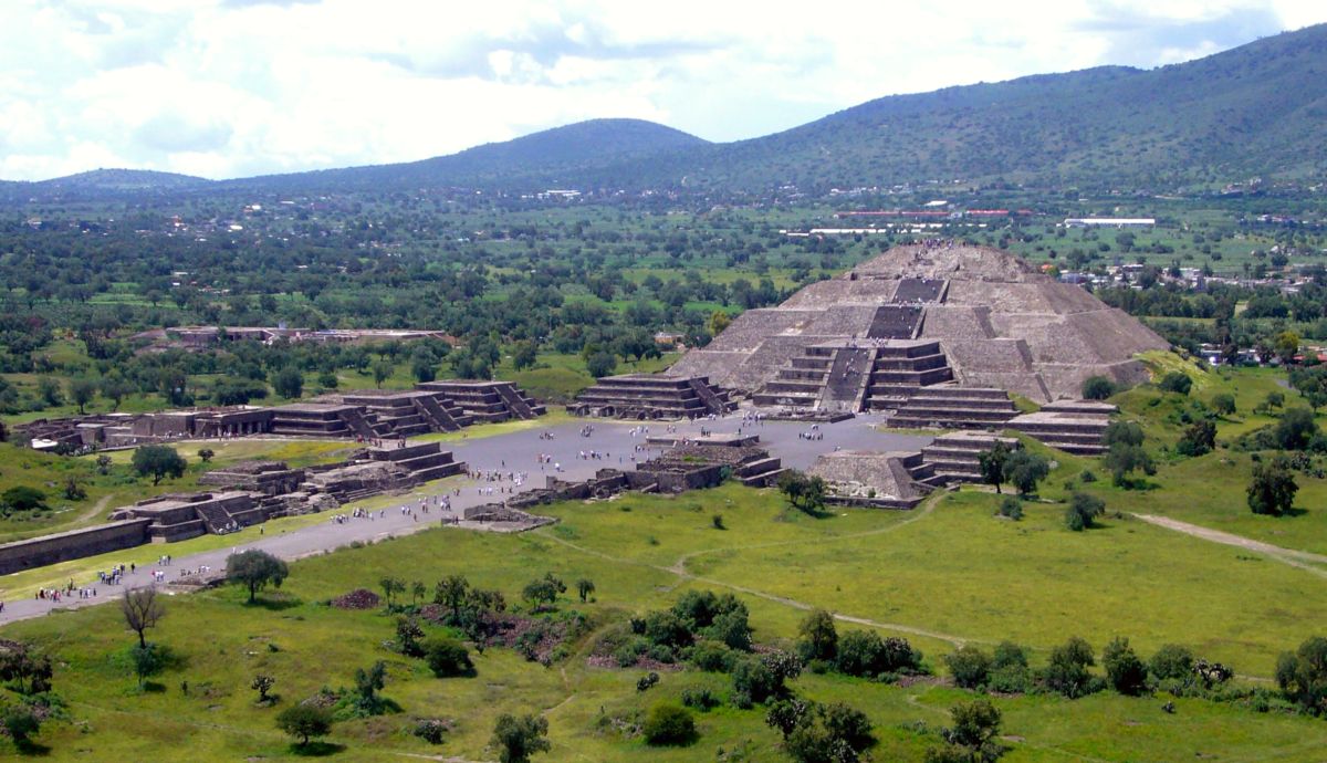 Pyramid of the Moon