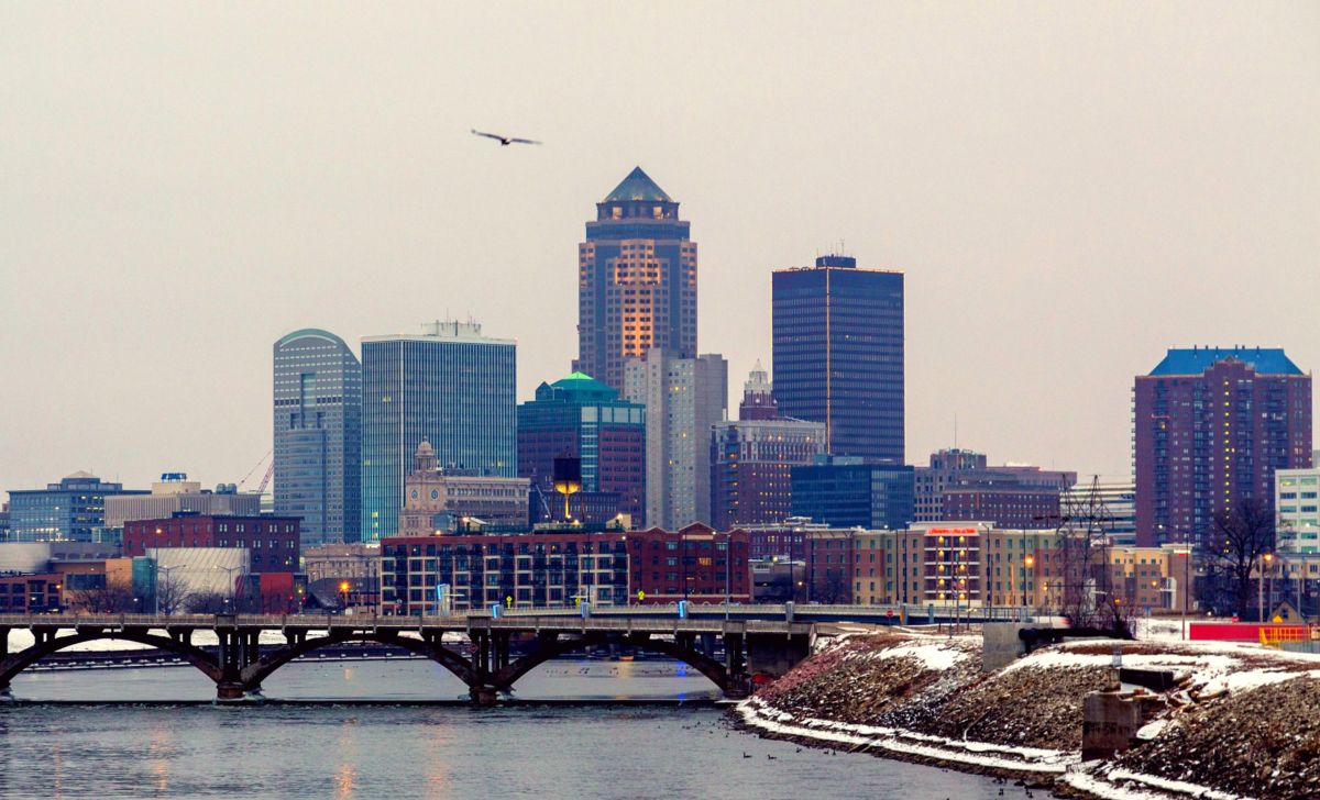 Des Moines