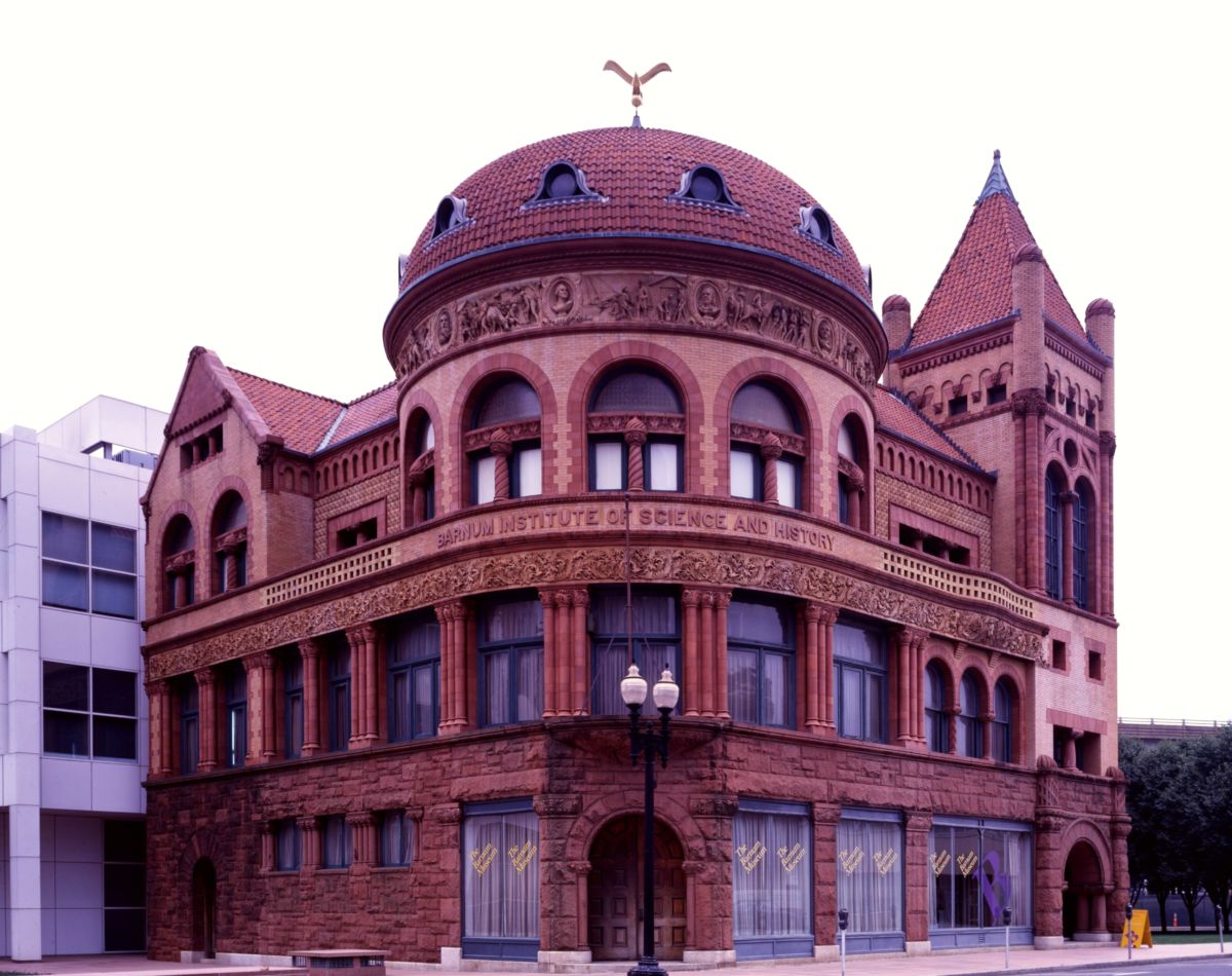 Barnum Museum